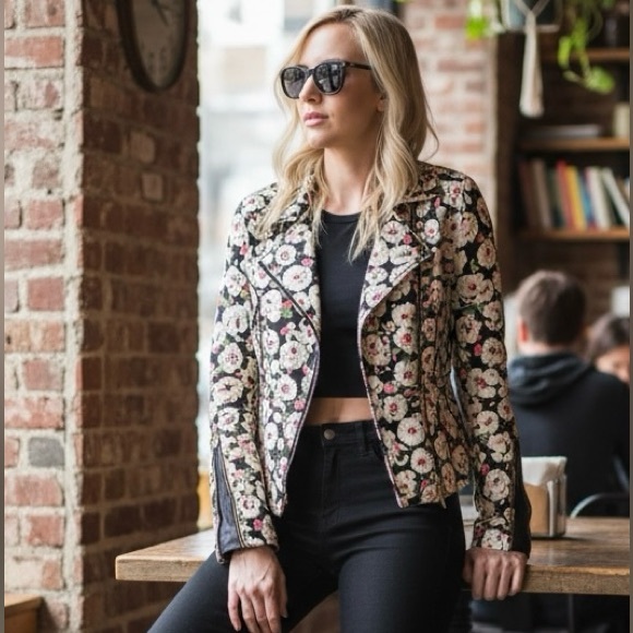 Juicy Couture Jackets & Blazers - Vintage Y2K Juicy Couture “Covent Garden” Edgy Floral Leather Jacket